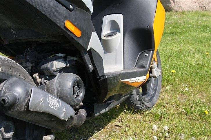 Piaggio NRG Power DT nyreonoveret billede 10