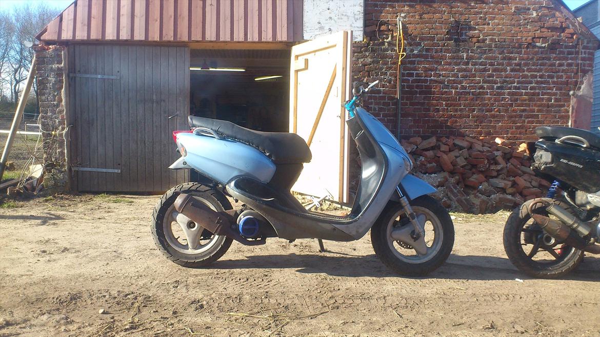 Yamaha neos billede 2