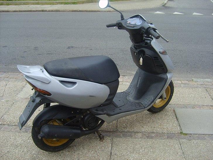 Aprilia Sonic Gp billede 1