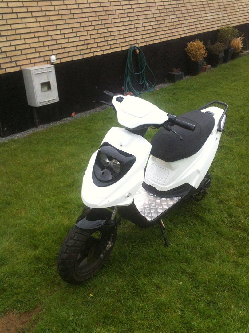 PGO Hot 50 billede 1