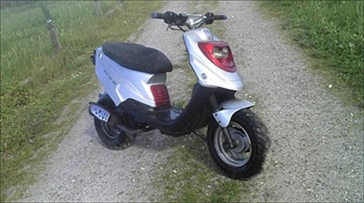 PGO hot 50 billede 1