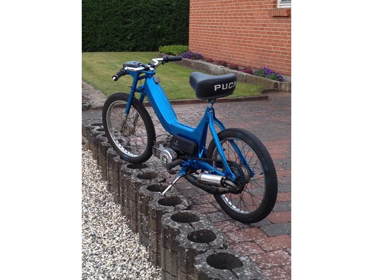 {{currentPhoto.altText}} billede {{currentPhoto.number}}