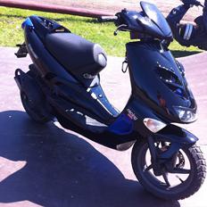 Aprilia SR 50 DITECH. LC. DD.