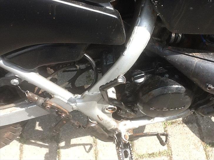 Suzuki SMX super motard  - Kickstarter hænger. Skal bare ny kickstarter på! billede 5