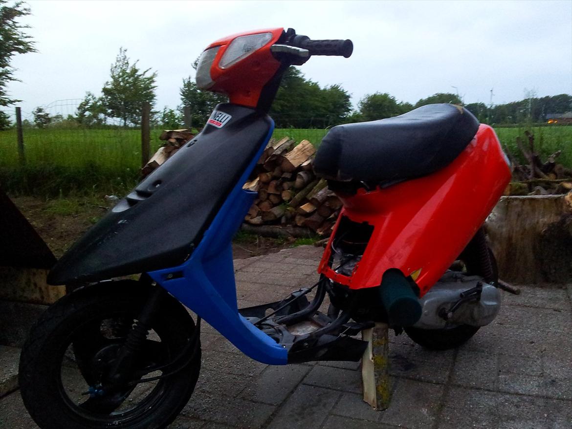 Yamaha Jog Solgt billede 3