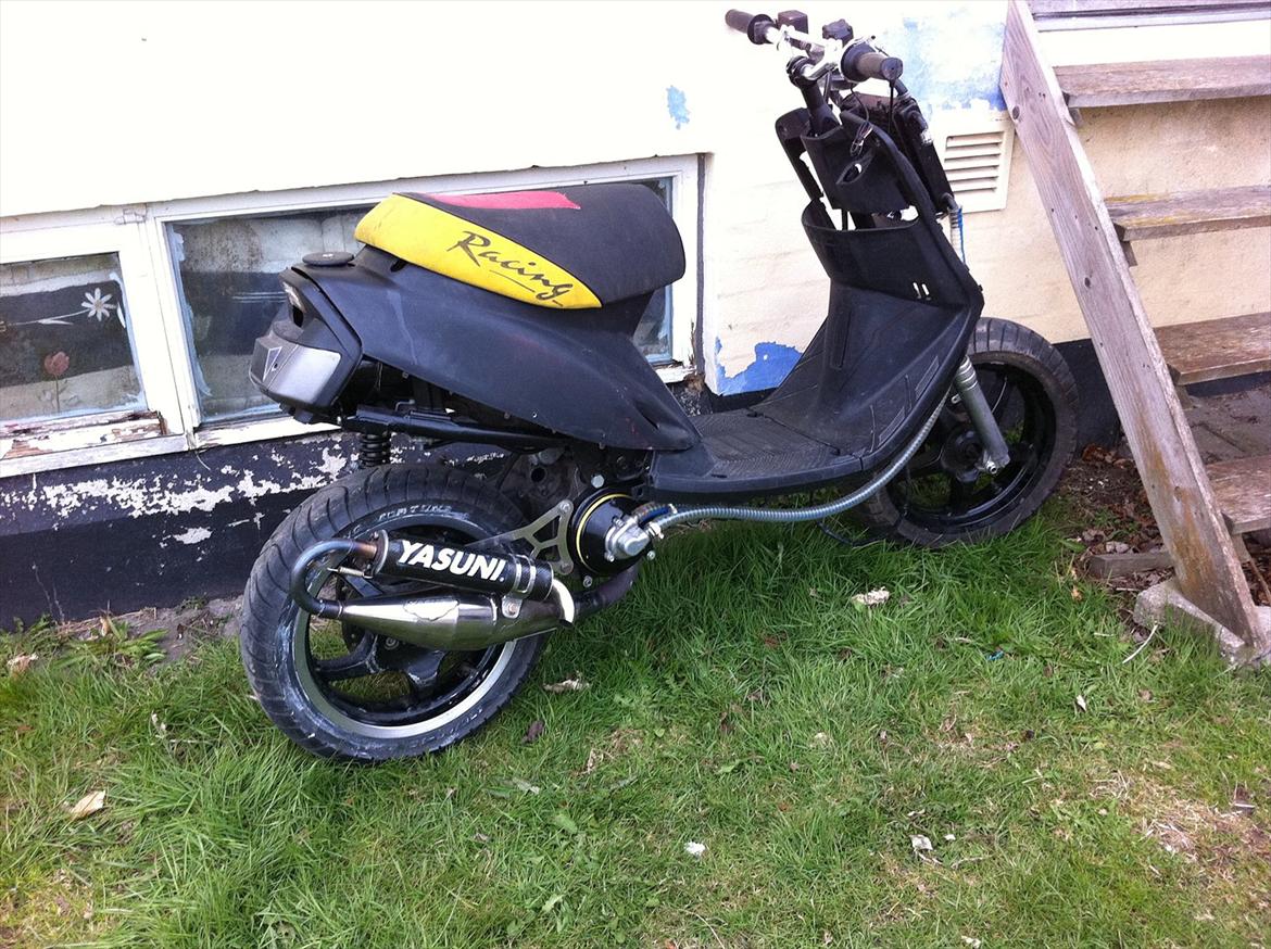 Yamaha Jog'Rox Splittet billede 1