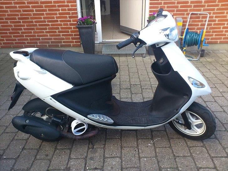 PGO White Magic - It's Magic billede 1