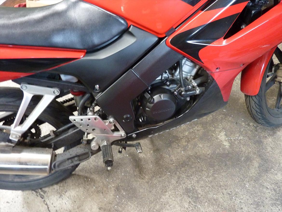 Honda CBR 125R billede 2