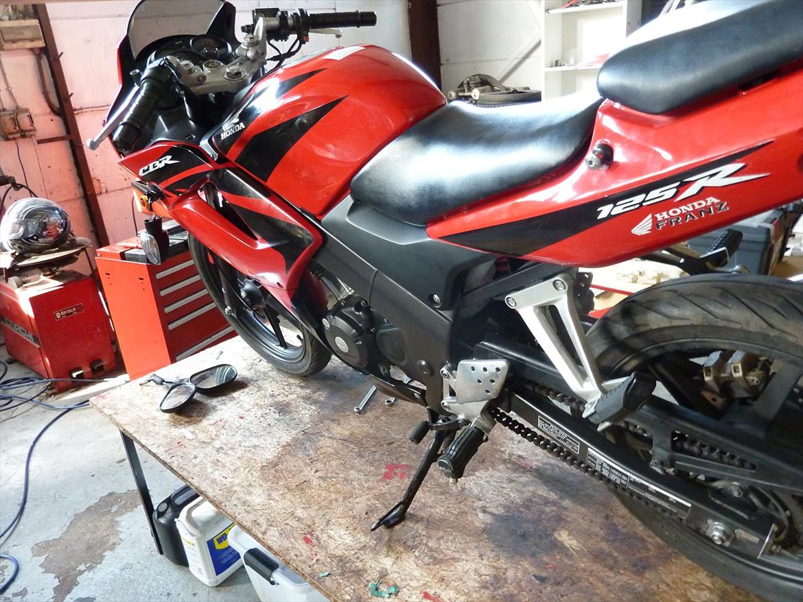 Honda CBR 125R billede 4