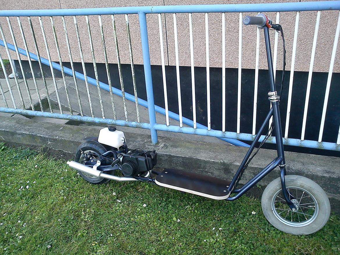 MiniBike hjemmelavet løbehjul billede 1