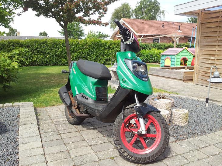 {{currentPhoto.altText}} billede {{currentPhoto.number}}