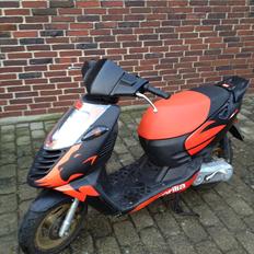Aprilia sonic