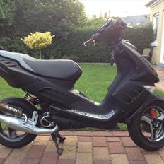 Peugeot Speedfight 2   