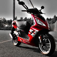 Peugeot speedfight 3 "Solgt for 10K"