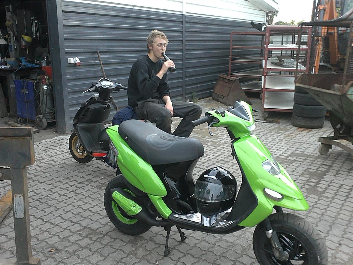 Gilera Stalker Custom Skjolde ! TIL SLAG ! - så fik den lige malet nogle små dele  :D  billede 2