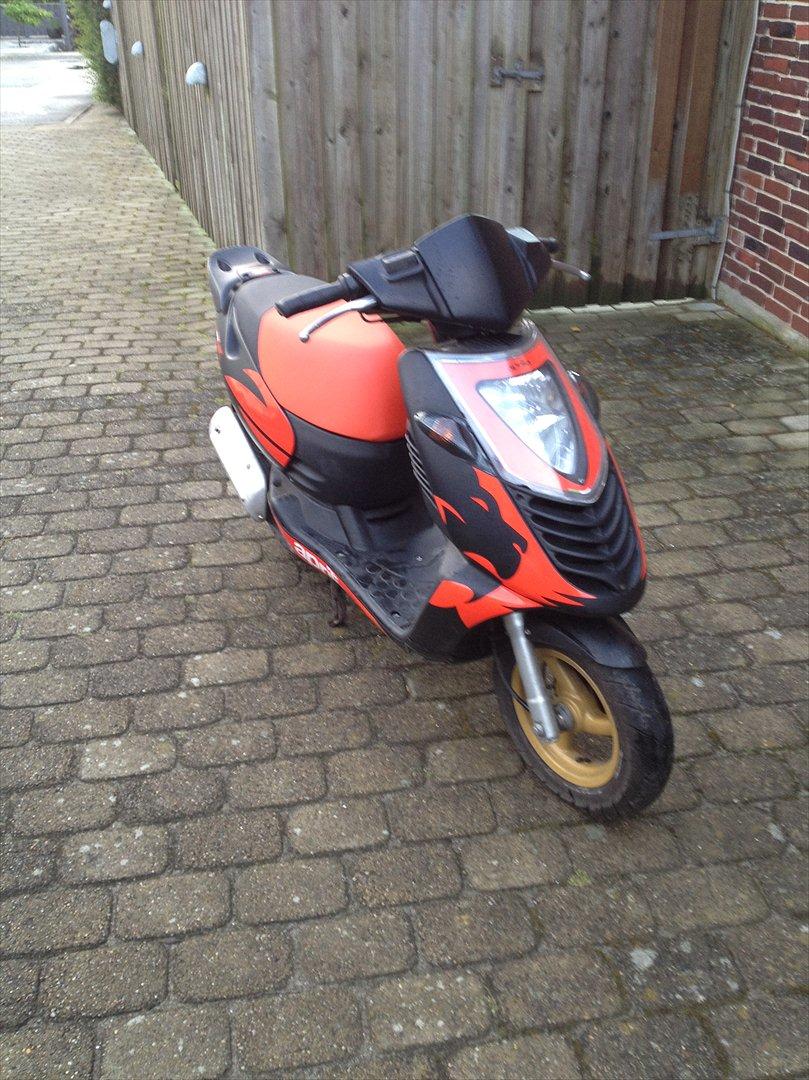 Aprilia sonic billede 4