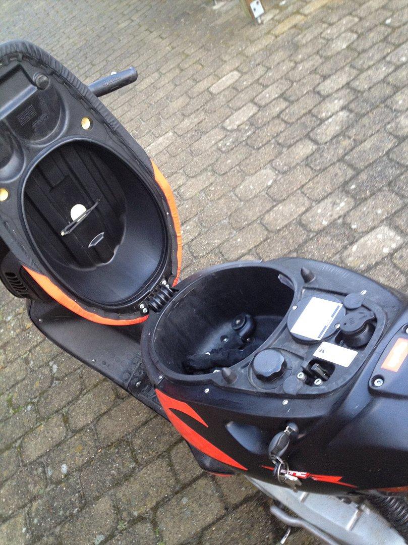 Aprilia sonic billede 9