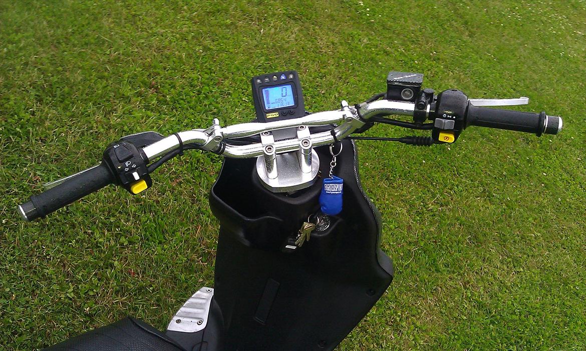 PGO pmx naked carbon billede 17