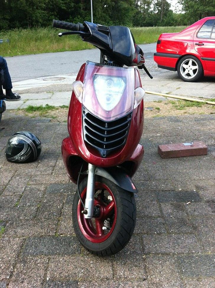 Aprilia Sonic billede 2