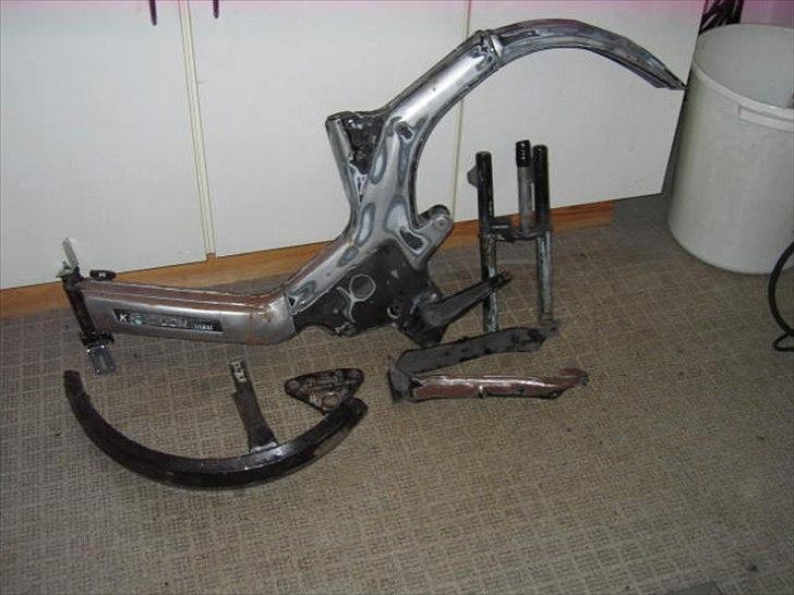 Puch maxi kl - stel forsøgt slebet ,, blev sand blæst og malet billede 5