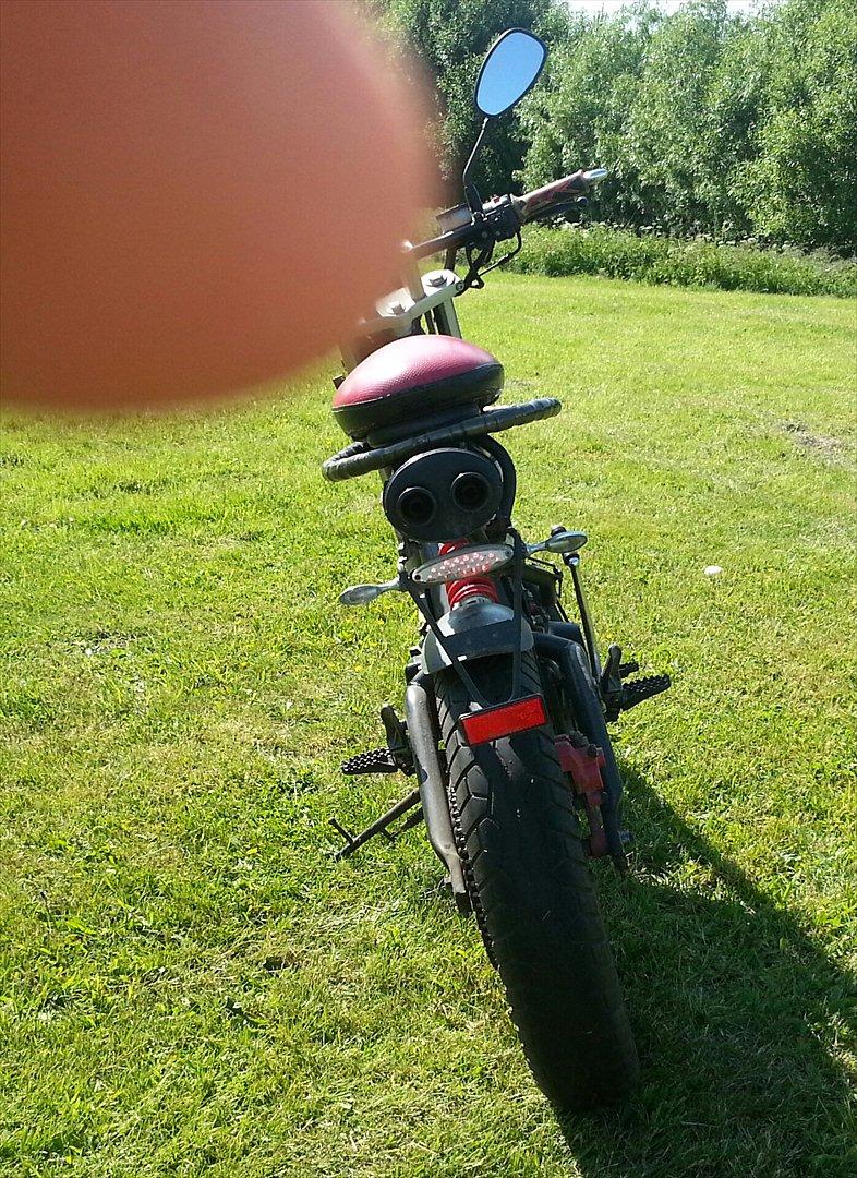 Sachs Madass billede 4