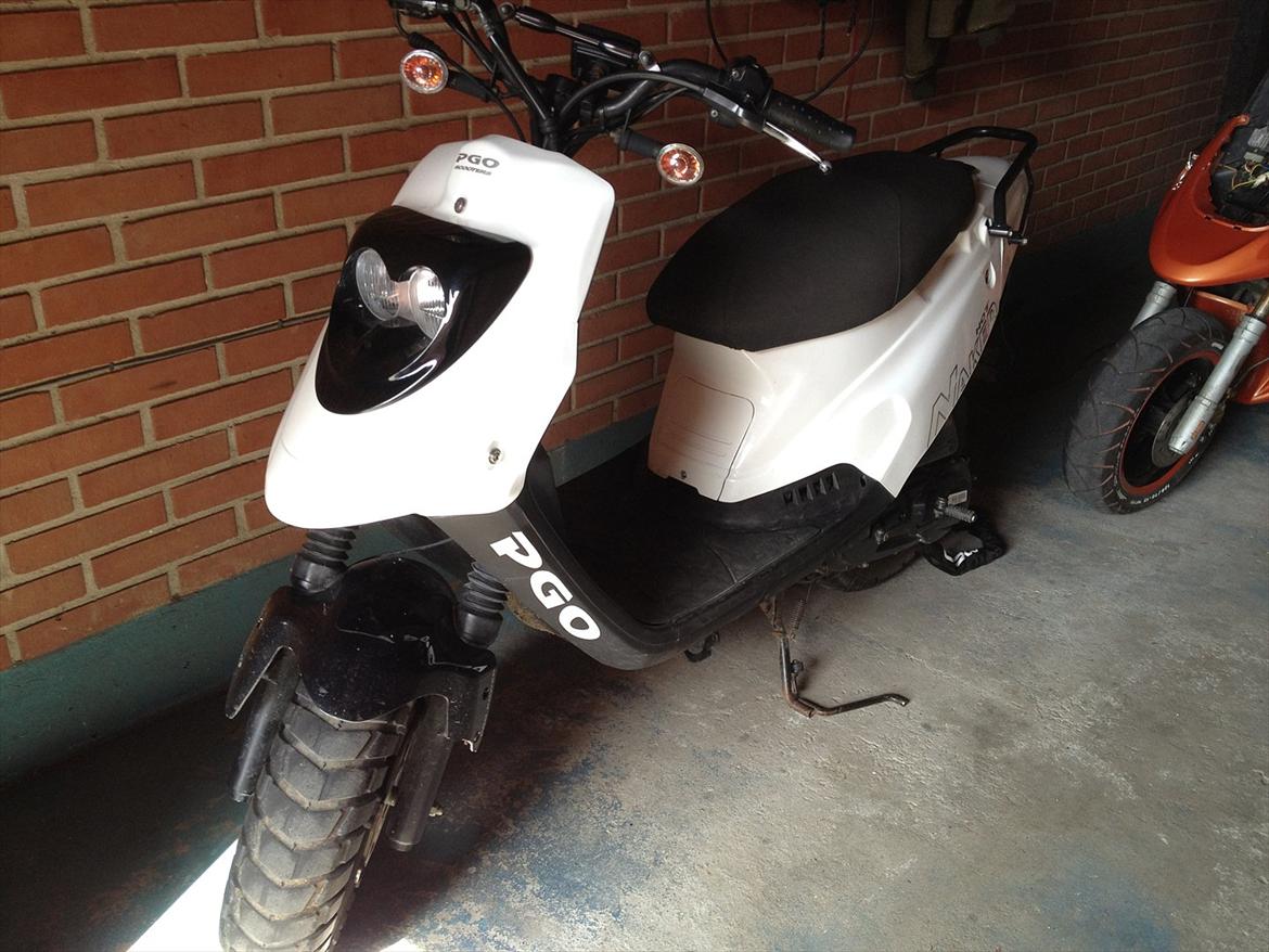 PGO Hot Naked billede 9