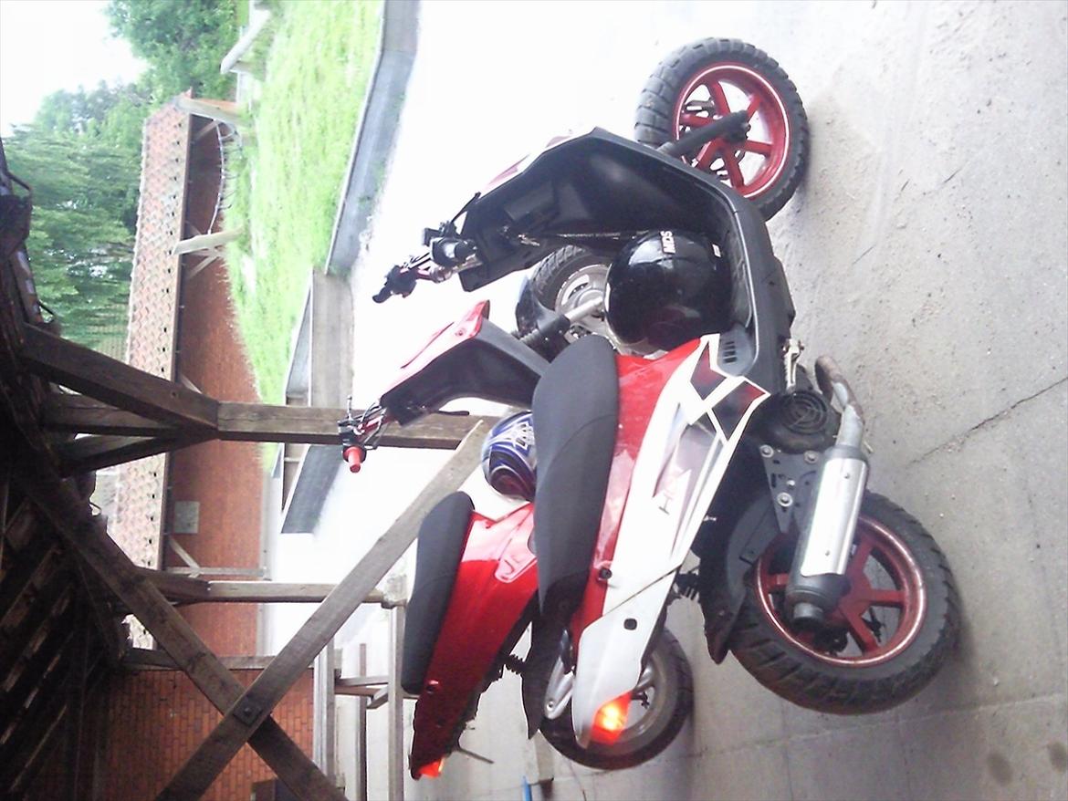 PGO hot 50 billede 10