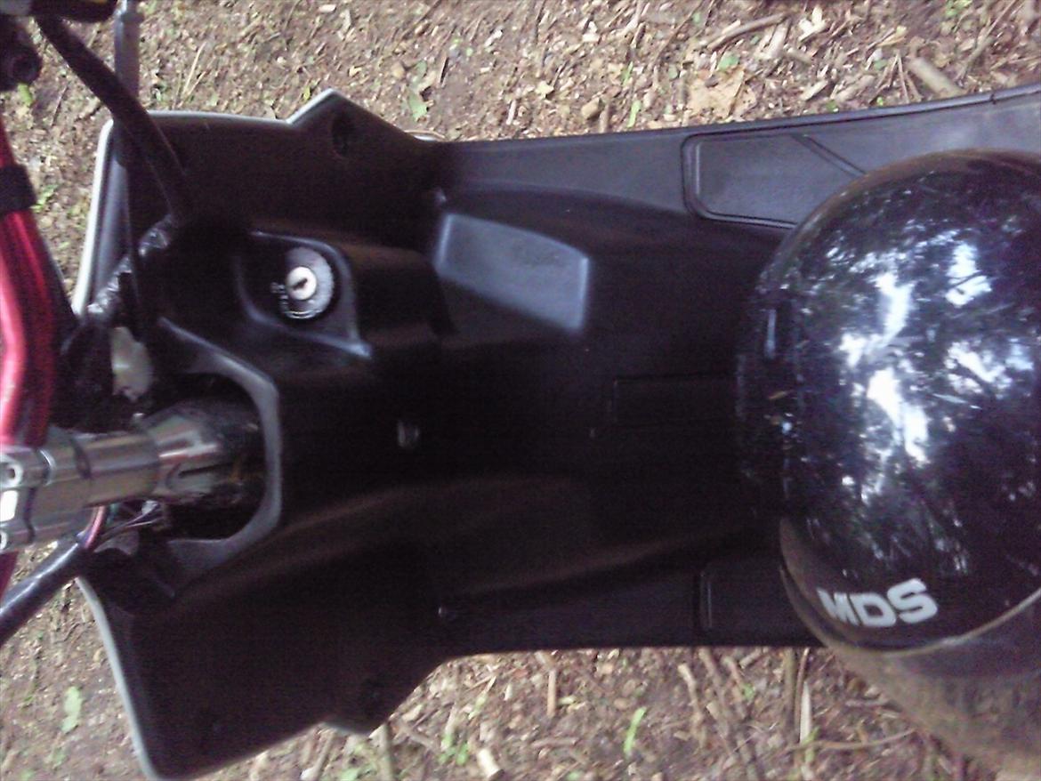 PGO hot 50 - efter 4 dage,stadig lige så glansfuld :D billede 19