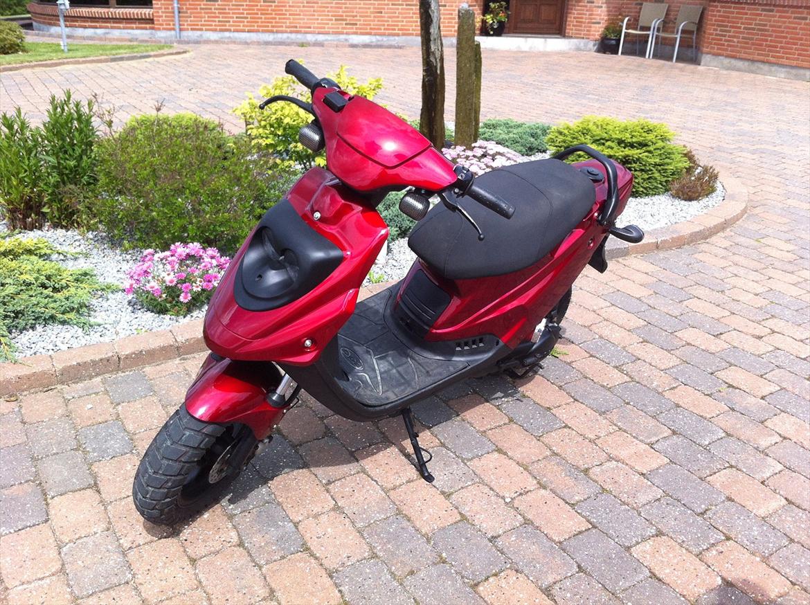 PGO hot 50 billede 2