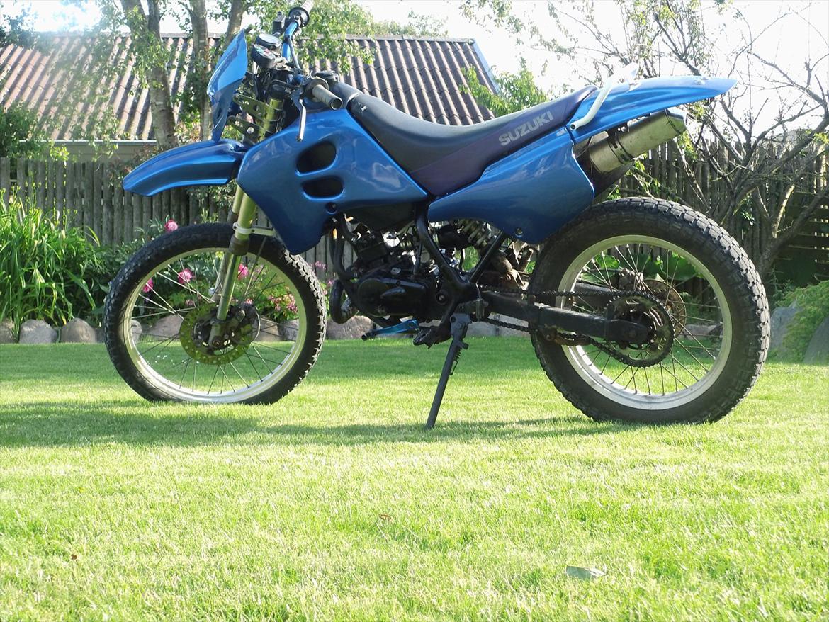 Suzuki RMX billede 8