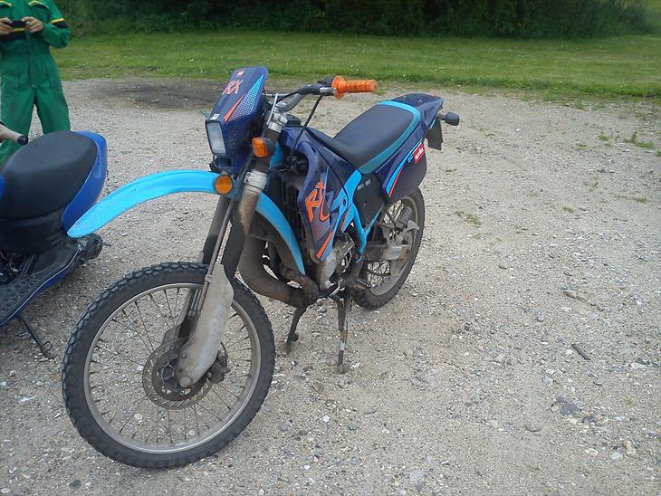 {{currentPhoto.altText}} billede {{currentPhoto.number}}