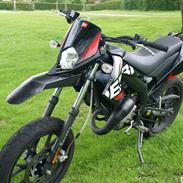 Derbi senda DRD X-TREME SM 50. 2011