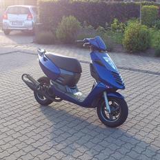 Aprilia sonic