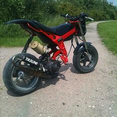 Suzuki Street Magic TPR