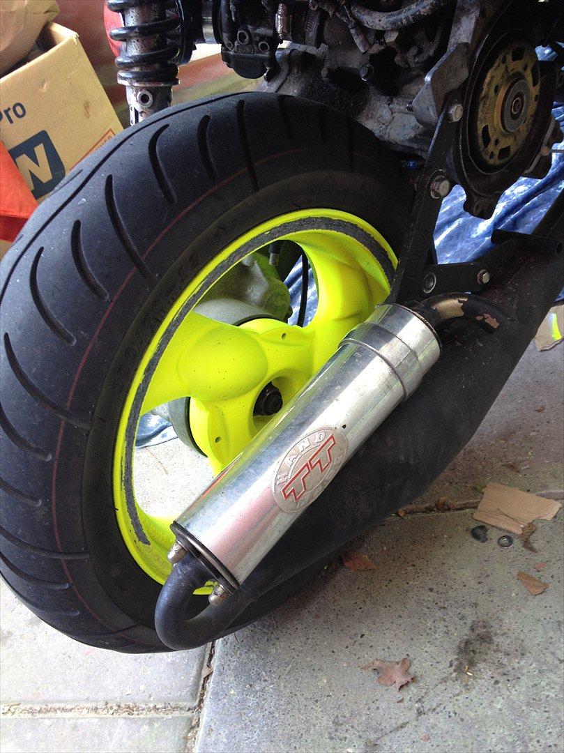 Kymco vitality - FUUUUUUUCK man.... kørte en tur på den så gik en skure af til udstødning som ikke komme komme fri og så lige det lort.. :/ billede 17