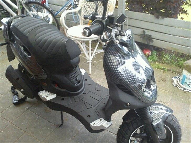 PGO PMX Naked Carbon billede 1