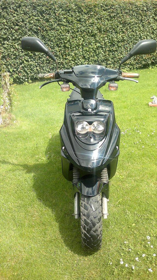 PGO hot 50 SOLGT  billede 1