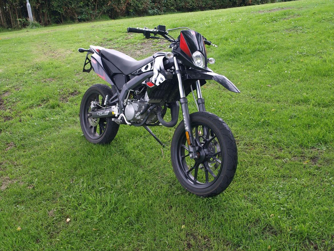 Derbi senda DRD X-TREME SM 50. 2011 billede 3