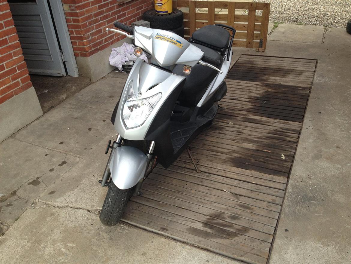 Kymco agility billede 1