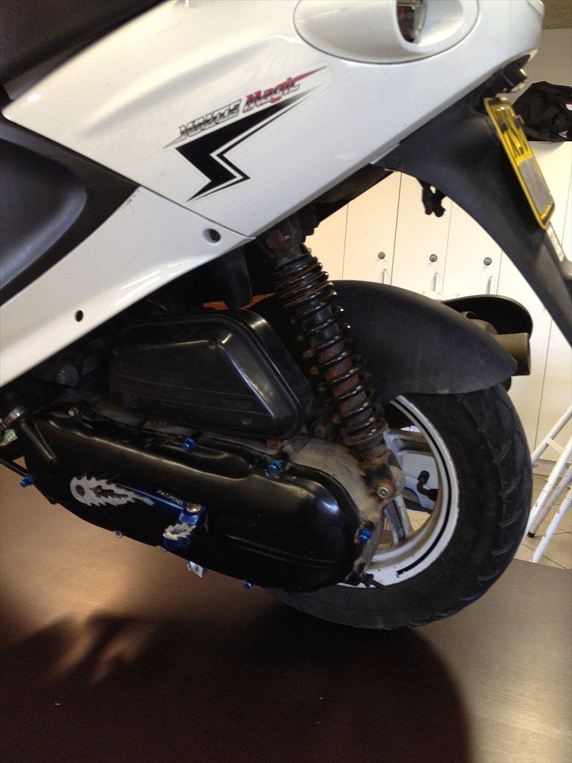 PGO White Magic AC  billede 2