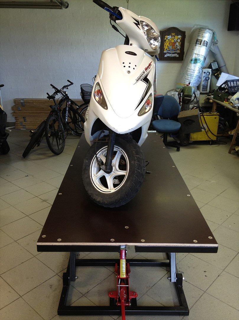 PGO White Magic AC  billede 4