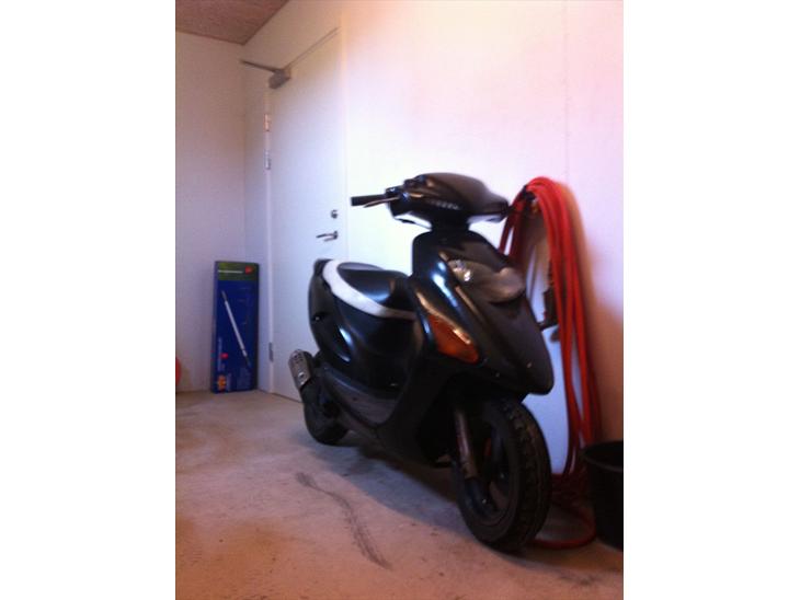 {{currentPhoto.altText}} billede {{currentPhoto.number}}