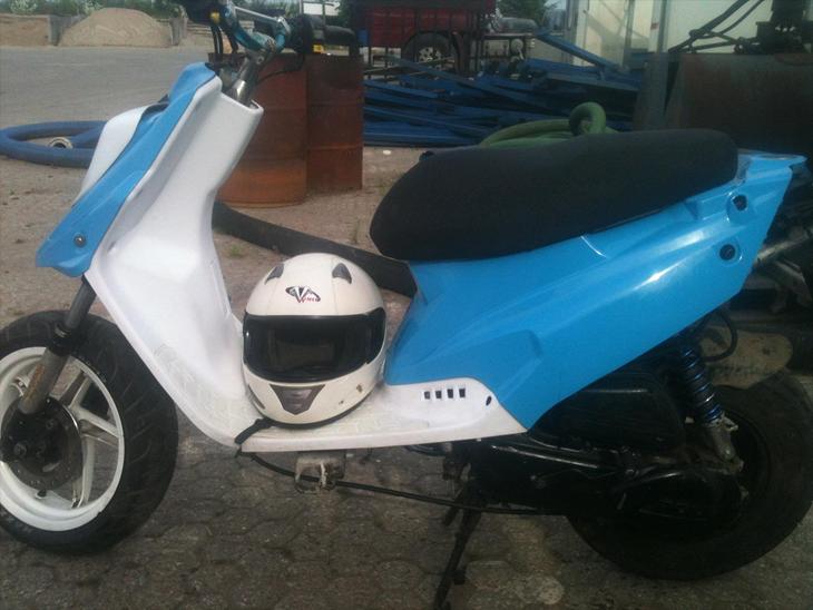 {{currentPhoto.altText}} billede {{currentPhoto.number}}