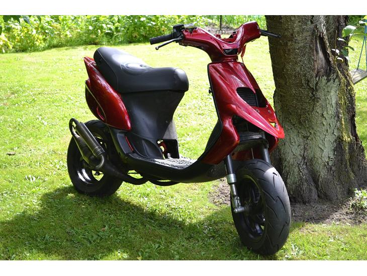 {{currentPhoto.altText}} billede {{currentPhoto.number}}