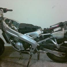 Yamaha tzr50 