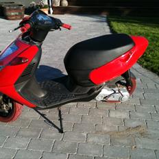 Aprilia Sonic AC