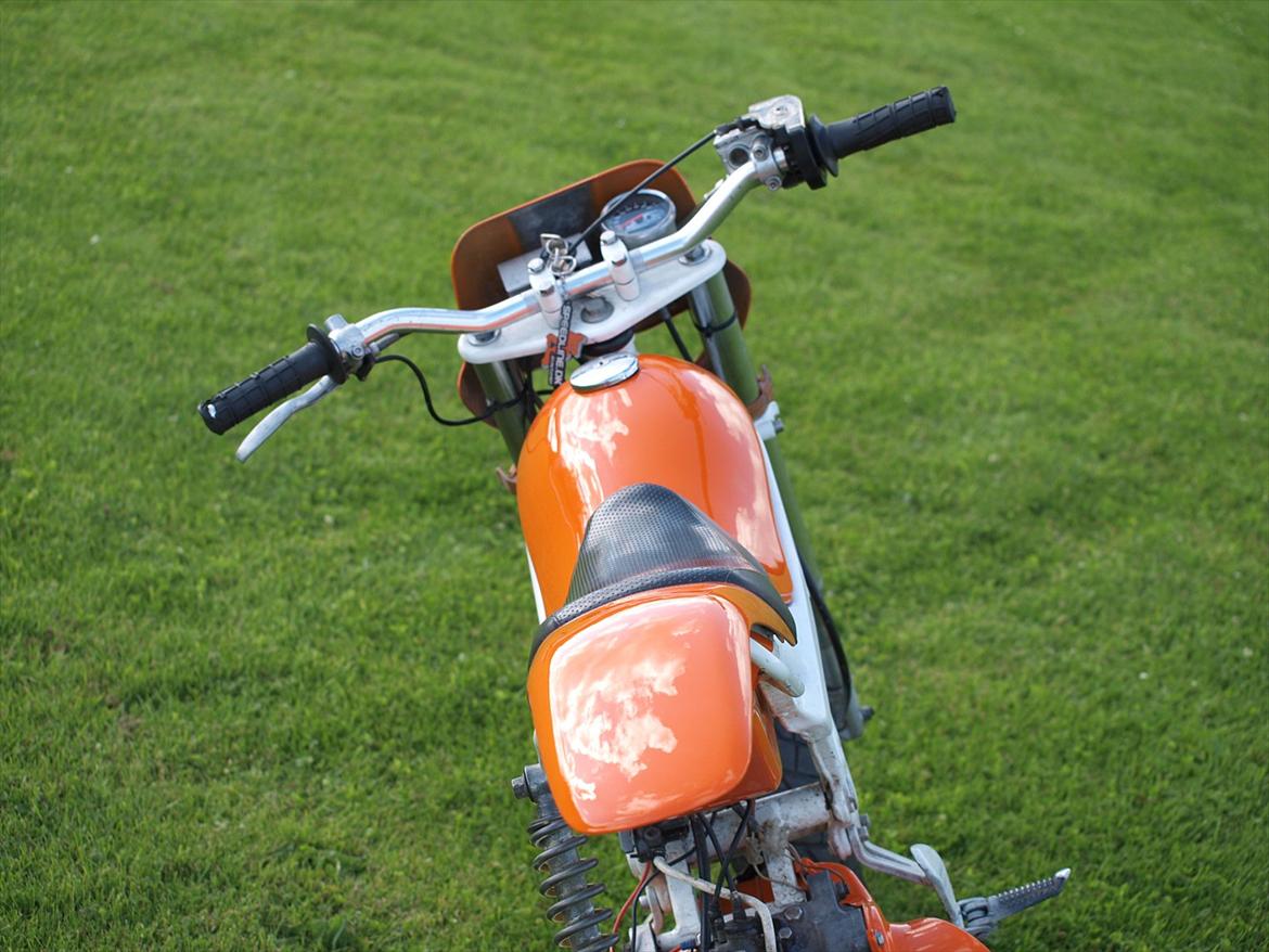 Suzuki Street magic - Margit! 70cc - Se skyerne i bagskjoldet ;-) billede 8