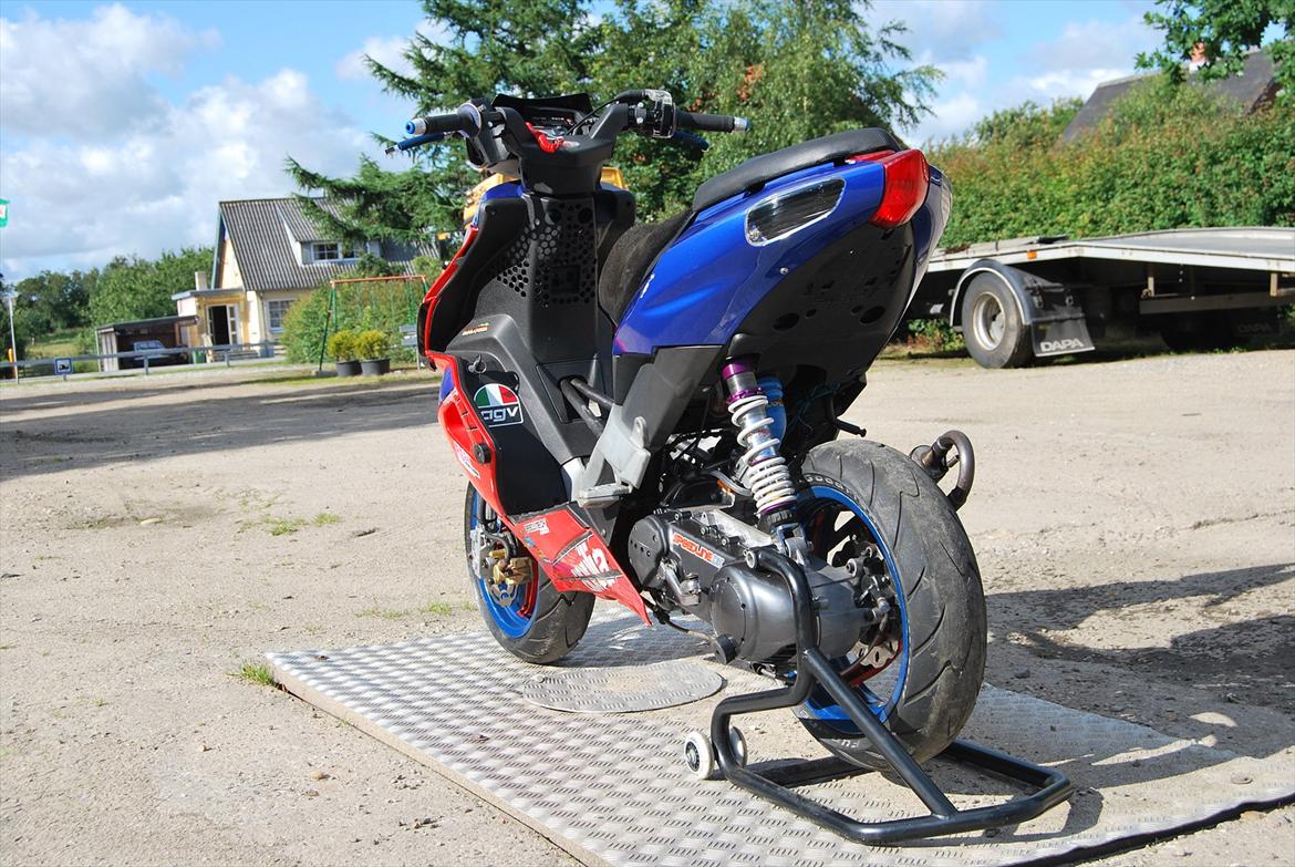 Aprilia SR50R Factory BB77 - Spiderman Edition billede 5