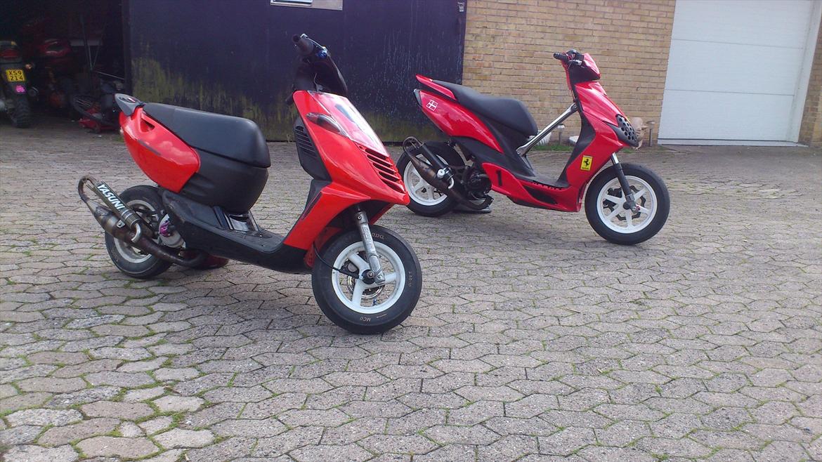 Aprilia sonic pata negra billede 2