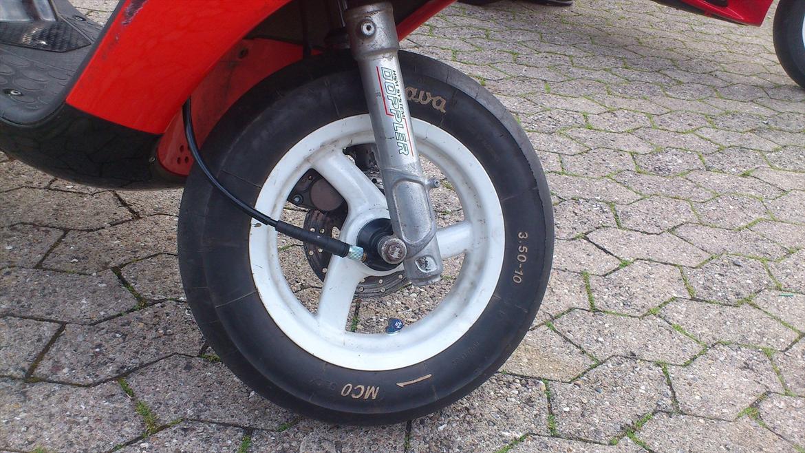 Aprilia sonic pata negra billede 4